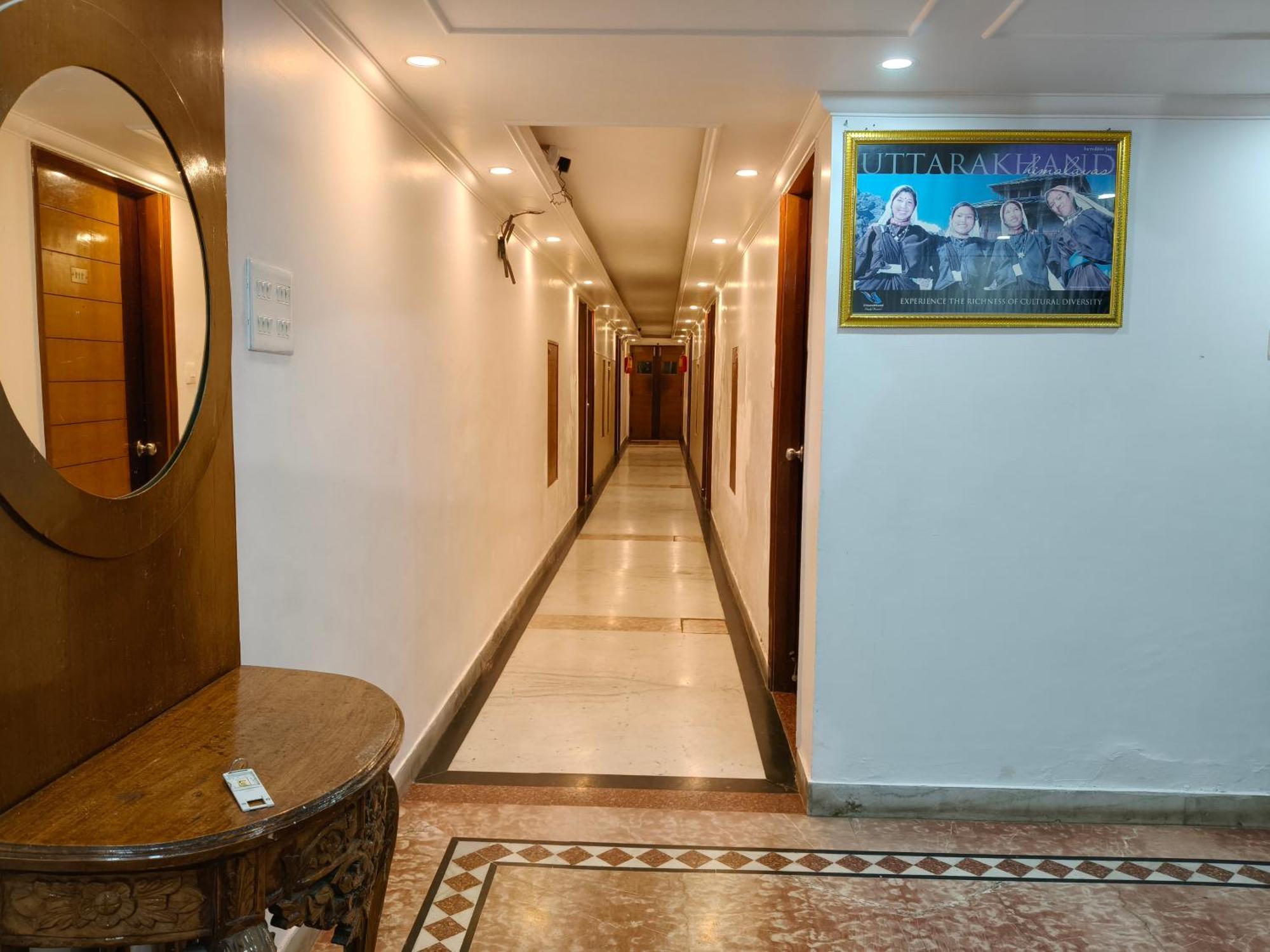 Hotel Kailash Residency Dehradun Luaran gambar