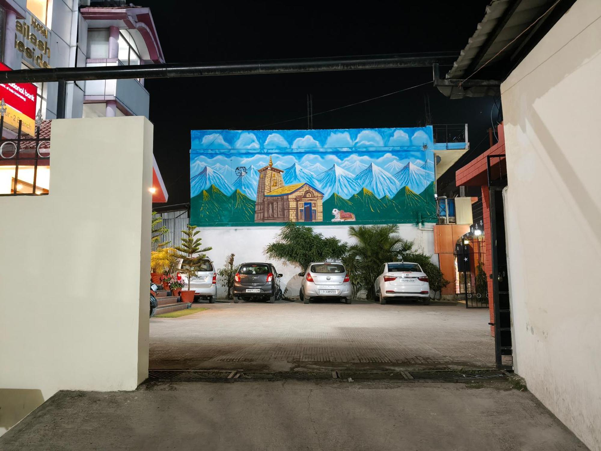 Hotel Kailash Residency Dehradun Luaran gambar